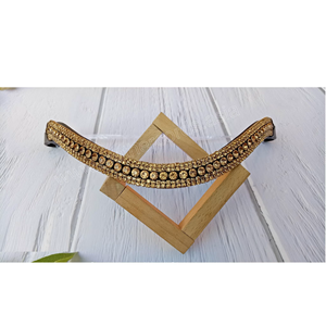 Fronture de cheval rembourrée en cuir fait main avec cristaux dorés et triple rangée de strass, accessoire de bridon - Product Image 6