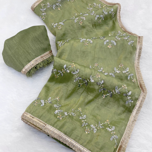 Celebrity Royalty Edition Collection de saris brodés à paillettes Moti & Val pour B2B mettant en vedette un artisanat luxueux - Product Image 1