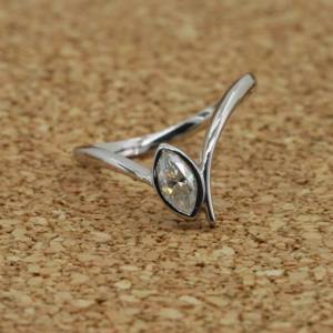 Radiant Chic Lab Grown Bague en diamant 925 argent taille marquise VVS2 IGI certifié bijoux fins fiançailles cadeau de mariage pour les femmes - Product Image 1