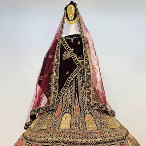 ชุดเจ้าสาวผ้ากำมะหยี่หนาลายดาวสีทองมาแรง choli ยาวและ dupatta พร้อมกระจกสำหรับงานปาร์ตี้! - Product Image 1