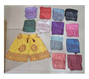 Pantalones Cortos Bohemios de Algodón con Estampado Ohm para Mujer, Ropa de Playa, Pantalones Cortos Bohemios con Estampado de Rayón GC-AP-871 - Product Image 1