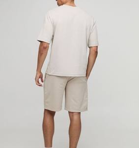 กางเกงกีฬาขาสั้นผู้ชายแบบลำลองระบายอากาศได้ดีแห้งเร็วเสื้อผ้าแนวสตรีทผ้าตาข่ายสีพื้น - Product Image 4