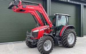 Tracteur agricole Massey Ferguson 5708 110 CV 4 roues motrices, équipement agricole de qualité supérieure, livraison rapide, garantie complète - Product Image 5