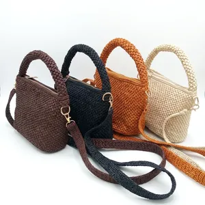 Bolso Bandolera Mini de Rafia Tejida para Mujer, Estilo Bohemio, Cierre de Cremallera, Asa Marrón, para Todas las Estaciones, ANA Madagascar 5 - Product Image 5