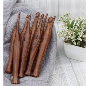 Crochets à crochet en bois personnalisés, confortables et ergonomiques, ensembles de 12 crochets ronds en bambou carbonisé en provenance d'Inde - Product Image 1