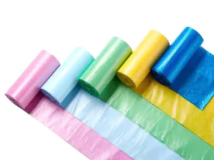 Vente en gros directe d'usine de grands sacs poubelle en plastique noir robuste personnalisés sur rouleau héliogravure pour supermarché - Product Image 3