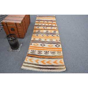 พรมตุรกีขนาด 2.7x8.1 ฟุต, พรมวินเทจลายเส้น, พรมลายต้นไม้และพืชสีส้มน้ำตาล - Product Image 1