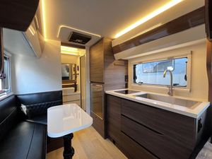 Al Aire Libre XPLORE RV X145 Aplicación de coche todoterreno de lujo para uso doméstico Entrega Comprar ahora - Product Image 3