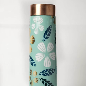 Artistique Zig Zag Ligne Cuivre Bouteille Élégant Élégant Bouteille D'eau Parfait pour L'hydratation Voyage Yoga Bureau Gym De L'Inde - Product Image 1