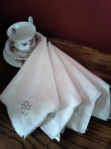 ผ้าเช็ดปากปักคุณภาพสูงเป็นมิตรต่อสิ่งแวดล้อมนำกลับมาใช้ใหม่ได้ตกแต่งโต๊ะผ้าฝ้าย100% ทันสมัยได้รับการรับรองแบบนิ่ม - Product Image 3