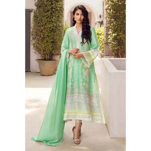 Tissu en mousseline de soie vert marine pour robes printemps-été - Product Image 1