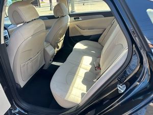 2016 UTILISÉ Hy-u-n-dai Son-a-ta SE FWD - Product Image 2