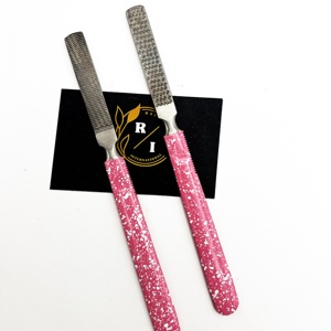 Juego de lima de uñas rosa de lujo de etiqueta privada para mujer, herramienta de manicura y pedicura de acero inoxidable con mango largo, caja empaquetada ecológica - Product Image 6
