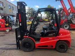 รถยก JAC พร้อมรถยกเครื่องยนต์ Isuzu พร้อมเครื่องยนต์ Yanmar