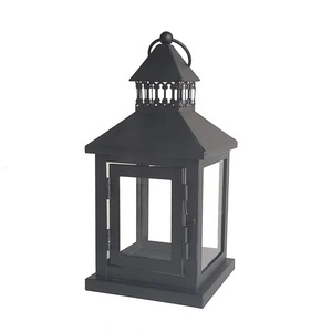 Ensemble de 2 mini lanternes de qualité supérieure en métal au design standard blanc pur et doré avec placage de couleur de qualité supérieure pour Pâques - Product Image 4