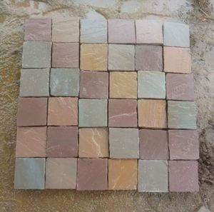 Piedras de pavimentación multicolores de tamaño aleatorio de alta calidad, precio de fábrica, sombra mixta fuerte al mejor precio por exportador, piedras de pavimentación - Product Image 1