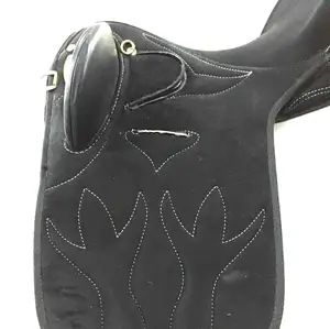 Silla de Montar Inglesa de Cuero Negro Australiano Más Vendida, Nuevo Diseño, Asiento Suave, Personalizable para Carreras de Caballos - Product Image 1