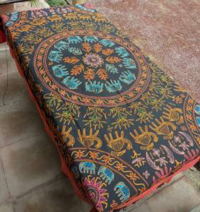 Cubrecamas o manteles bordados a mano, cubrecamas bordados, manteles hechos a mano - Product Image 1