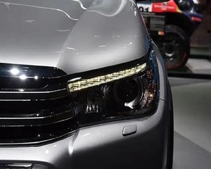 Toyota Hilux GR-Sports 4.0l 2024 Seminuevo, Volante a la Izquierda y Derecha - Product Image 6