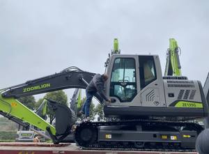 Excavadora de cadenas Zoomlion ZE135G nueva con componentes hidráulicos YUKEN, capacidad de cazo de 0.65m, 1 año de garantía, momento de carga alto, calidad garantizada - Product Image 3