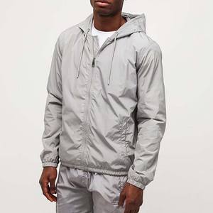 Chaqueta Impermeable Profesional con Capucha, Transpirable, Cortavientos, de Secado Rápido, Ligera, Aislante para Invierno, 100% Poliéster, Personalizable OEM - Product Image 1