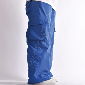 Pantalones de esquí de nieve de carga impermeables y a prueba de viento azul real unisex con múltiples bolsillos cintura ajustable y ajuste relajado - Product Image 4