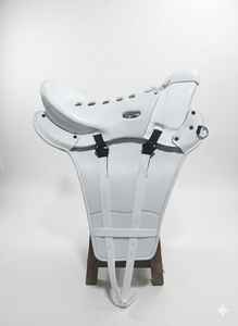 Selle d'endurance pour cheval en cuir souple authentique 2026 avec rembourrage, durable et attrayante avec sangles en PVC et arbre en fibre - Product Image 4