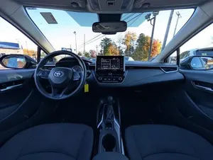 Toyota Corolla LE Usado del 2020 - Product Image 6