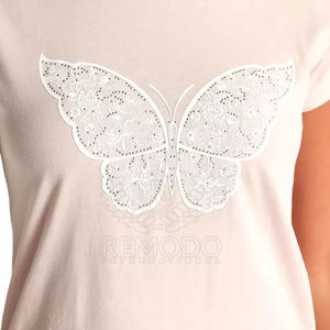 Camiseta Moderna para Mujer con Estampado Puff, 100% Algodón, Logotipo Personalizado Disponible, Transpirable, de Secado Rápido, Precio de Fábrica - Product Image 3