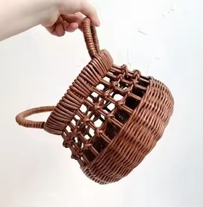 Panier de rangement en rotin de grande taille Design merveilleux panier tissé en rotin de forme ronde panier de rangement des aliments pour la maison avec poignées - Product Image 6