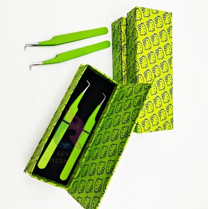 Pinzas verdes de bota delgada de 90 grados de alta precisión, cajas de pinzas de pestañas Hello Kitty ecológicas, puntiagudas para extensiones de pestañas - Product Image 5