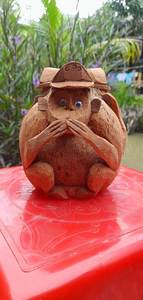 Cáscara de coco hecha a mano, animales tallados, mono de coco, artesanías hechas a mano de Vietnam 99GD, 100% - Product Image 2