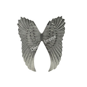 Ailes solides en or rose Sculpture en métal Art décoratif fait à la main Personnaliser l'aile de papillon en métal Sculpture Décoration intérieure Article - Product Image 6