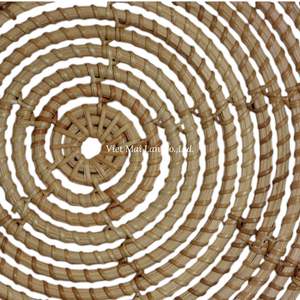แผ่นรองจานหวายธรรมชาติทอมือสำหรับตกแต่งโต๊ะอาหาร ใช้ในร้านอาหาร โรงแรม และขายส่งจากเวียดนาม - Product Image 3