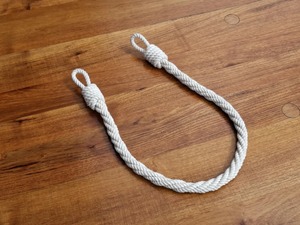 Embrasse de rideau élégante. Corde de coton blanc Shabby Chic. Décor nautique. Corde de coton blanc torsadé - Product Image 4