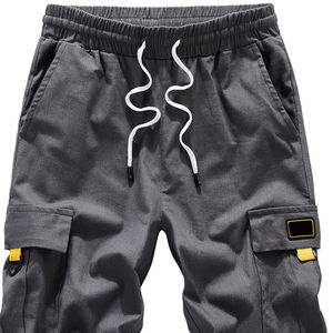 กางเกงขาสั้นผ้าโพลีเอสเตอร์/ ผ้าฝ้ายแห้งเร็วแบบลำลองของผู้ชายย้อมสีล้วนแบบสั่งตัด - Product Image 2