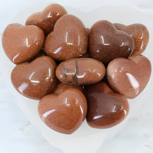 Piedra dorada roja Natural de alta calidad, piedra preciosa de arena roja con corazón pulido de cristal tallado hinchado para protección de energía curativa - Product Image 3