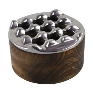 Molde para Bandeja de Cigarrillos de Metal Pulido Plateado con Base de Diseño de Madera, Diseño de Rejilla, Diseño de Logotipo Personalizado - Product Image 5