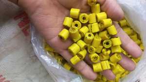 Cuentas de vidrieras con acabado antiguo de aspecto antiguo hechas a medida en varios tamaños adecuados para diseñadores de joyas y tiendas de cuentas - Product Image 3