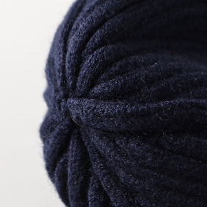 Automne hiver chaud Skullies bonnets avec arcs confortable doux tricoté extérieur coupe-vent couverture casquettes pour femmes et hommes Bonnet - Product Image 5