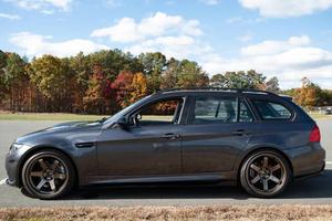 BMW 328xi Sport Tourer d'occasion 2007 (conduite à gauche/droite) - Product Image 4