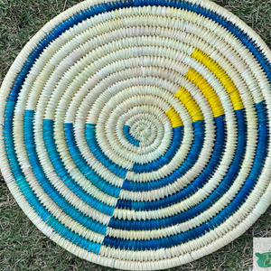 Superbe plaque murale décorative en herbe Moonj à motifs violets et jaunes avec un design central complexe, disponible en gros - Product Image 5