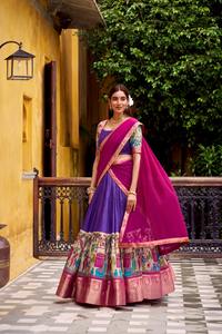 Haute sur demande de mariage et de fête porter des femmes Lehenga Choli ensemble avec Dupatta brodé disponible en gros de l'Inde - Product Image 6