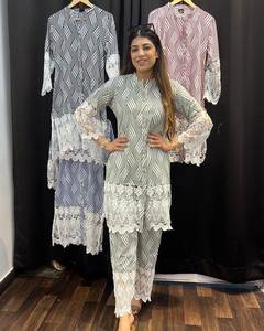 Georgette traditionnelle élégante Salwar Kameez Designer Collection Vêtements de cérémonie pour les brunchs de soirée Occasions sociales - Product Image 4