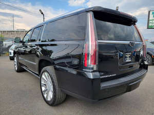 Usado 2016 C * adillac Escalade ESV Platinum - Product Image 2