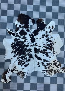 Tapis en cuir de vachette faits à la main de qualité supérieure tapis luxueux de grande surface pour salon 100% fourrure authentique - Product Image 5