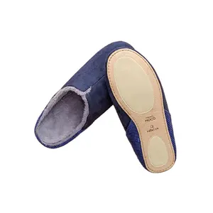 Japanese wholesale bulk fluffy luxury slippers unisex with high quality