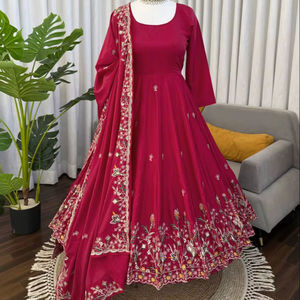 Vestido de Novia de Seda Crepé Natural para Mujer, Última Tendencia en Atuendo Étnico, para Fiestas, Uso Festivo, Uso Diario Informal y para Eventos - Product Image 1