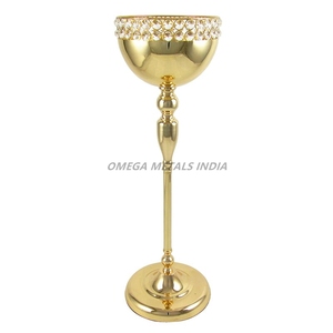 Ensemble de vases en métal tendance de couleur or élégante avec forme géométrique élégante et design moderne idéal pour les expositions florales - Product Image 2