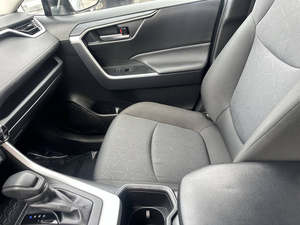 RAV4 XLE AWD d'occasion, conduite à gauche/droite, 2025 T 0 Y 0 T - Product Image 6